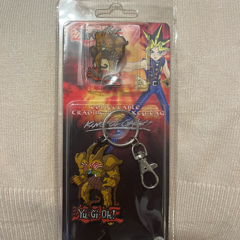 Yu-Gi-Oh!‎ Keychain with Clip - Black and Red